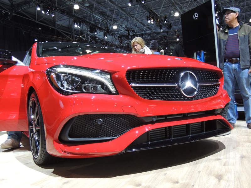 Illustration for article titled NYIAS 2016 PHOTODUMP (part 3, the euros minus BMW, Alfa and Audi)